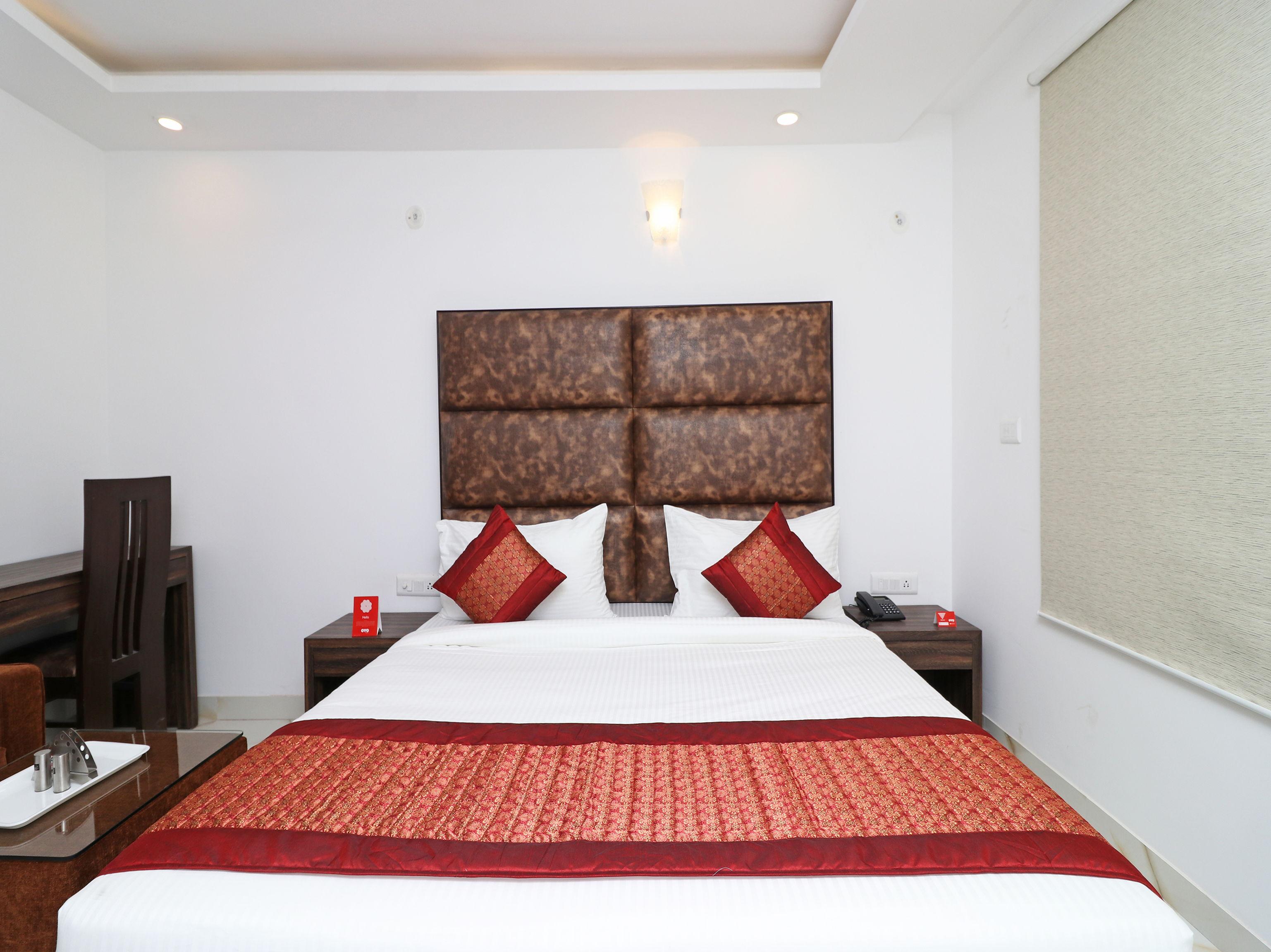 Hotel O Aamara Нью-Дели Экстерьер фото