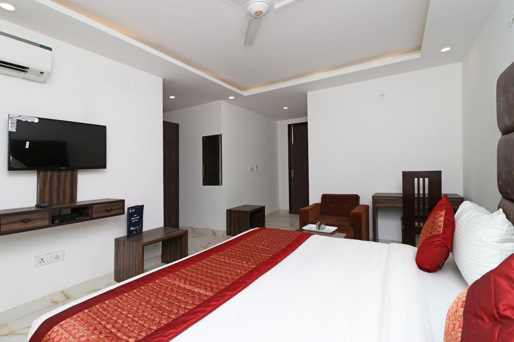 Hotel O Aamara Нью-Дели Экстерьер фото